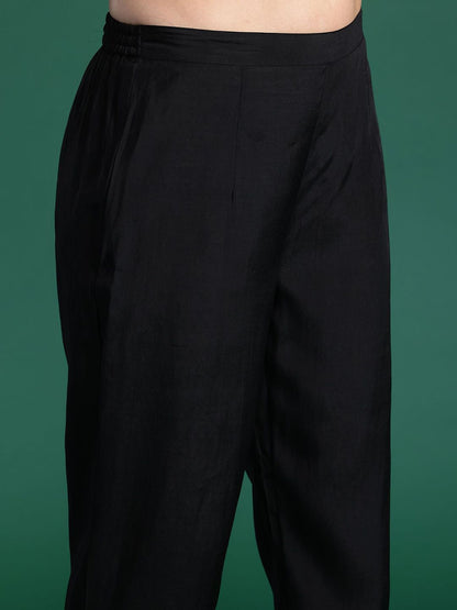 Dhiyona IE Embroidered Three-Quarter Sleeves Pure Cotton Tunic & Trouser