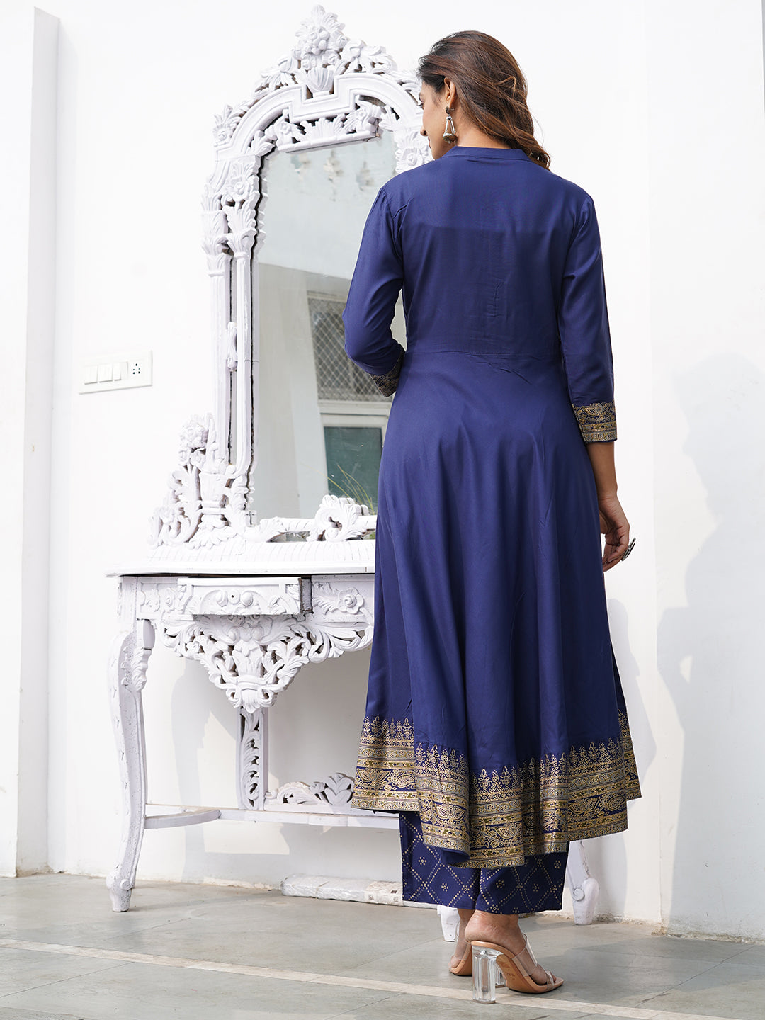 Blue Mandarin Collar Ethnic Motifs Printed Regular Kurta with Trousers & With Dupatta Set