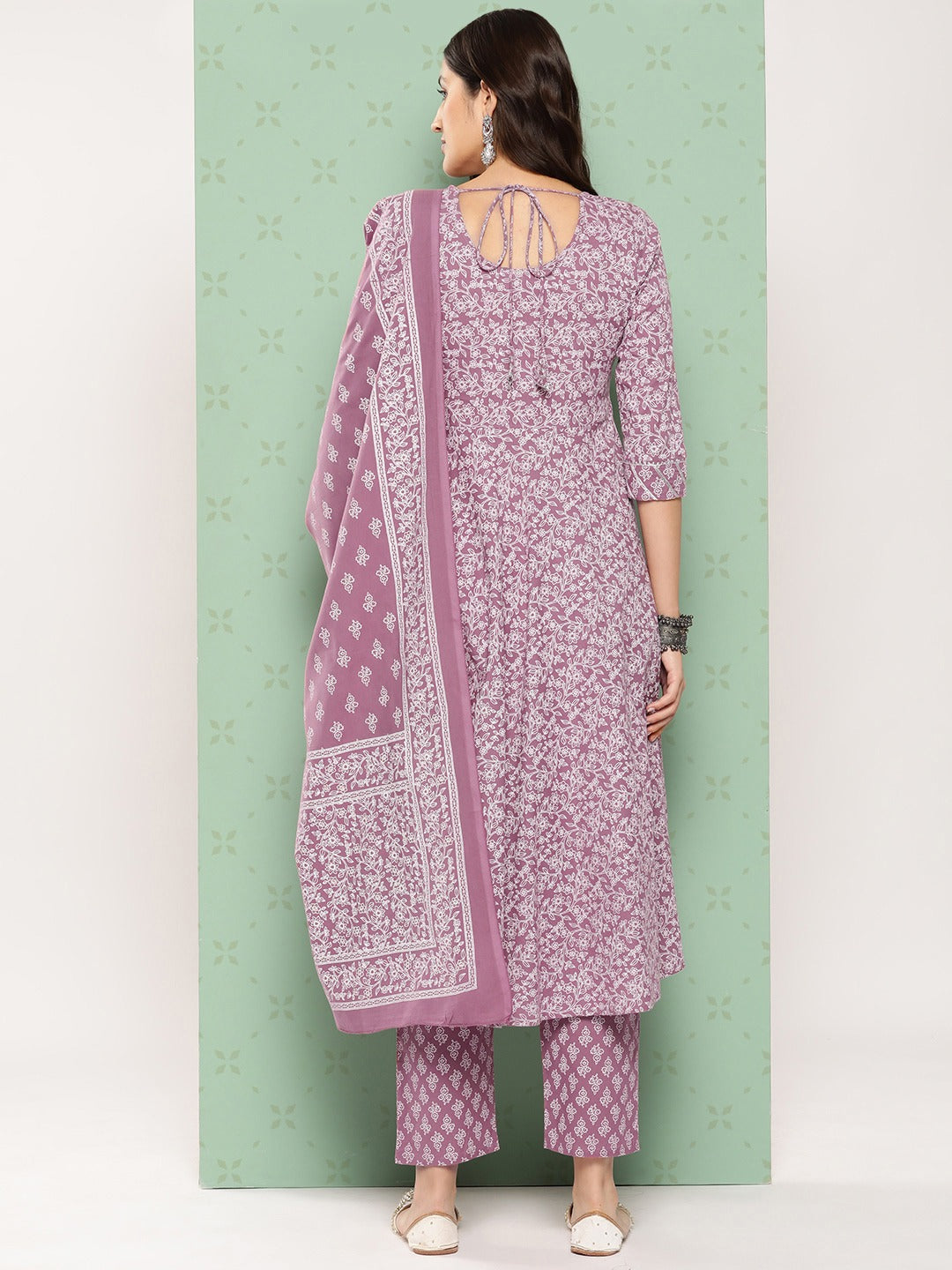 Women Mauve Floral Anarkali Kurta Pant and Dupatta Set