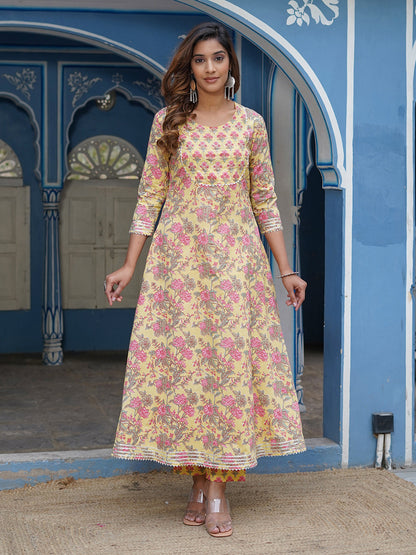 Women Mustard Floral A line Kurta Pant and Dupatta Set
