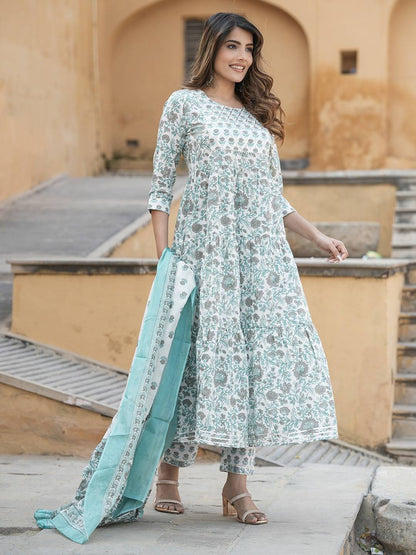 Women Grey And Turquoise Tiered Kurta Pant Dupatta Set