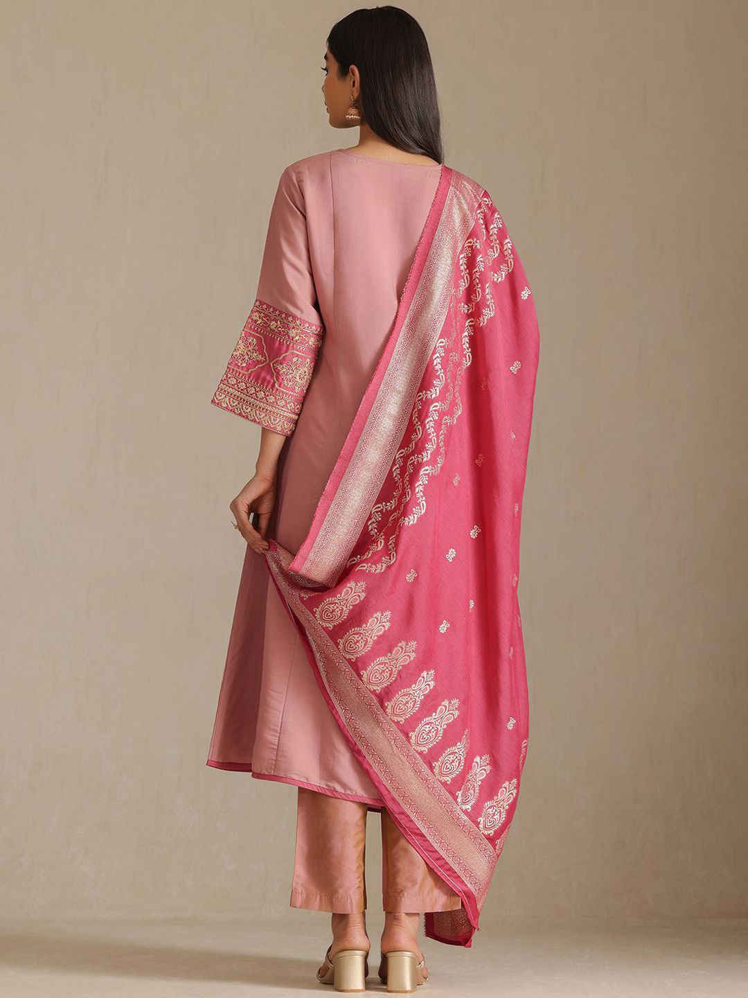 Dhiyona SO Women's Floral Yoke Design Notch Neck Muslin Zari Straight Kurta With Trousers & Dupatta