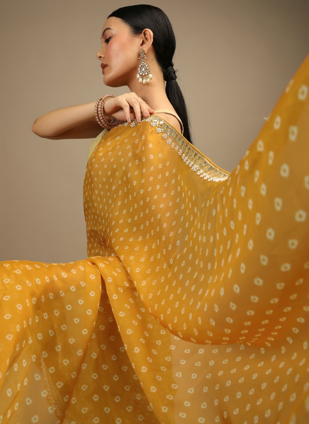 Dhiyona GR Women's Jully Mustard Chinnon Silk Saree