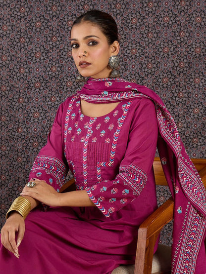 Floral Embroidered Round Neck Pure Cotton Straight Kurta With Trousers & Dupatta