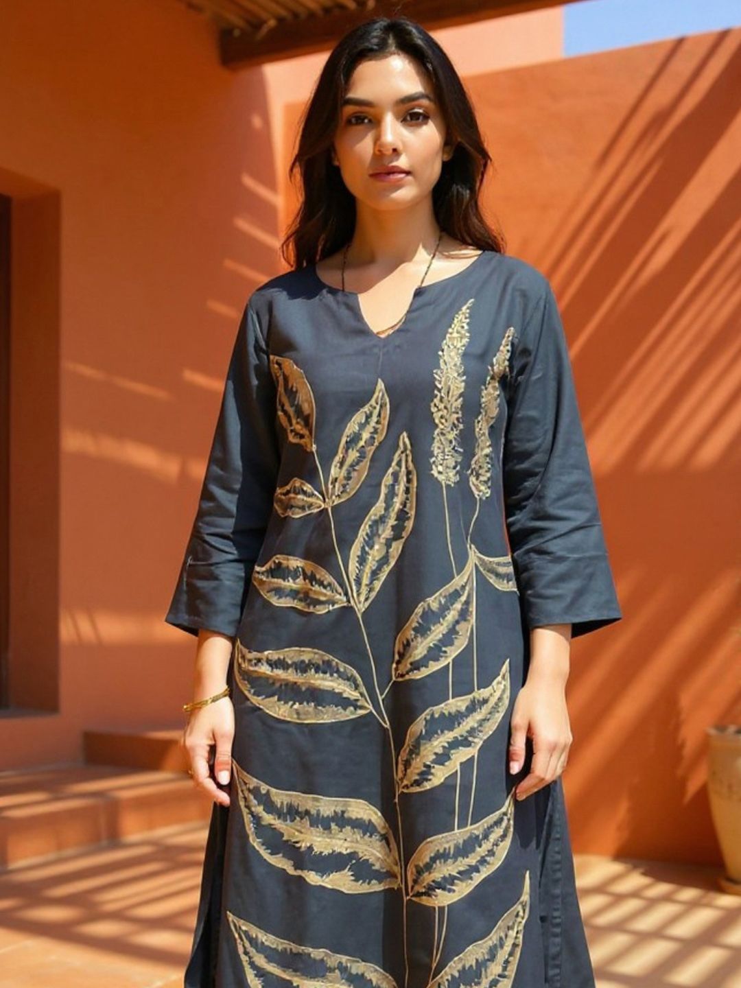 Dhiyona IE Women Floral Embroidered Regular Thread Work Pure Cotton Kurta with Trousers