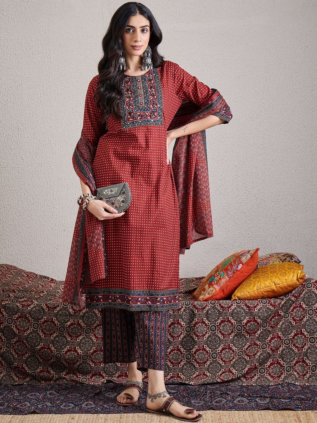 Dhiyona IE Women Ethnic Motifs Printed Regular Mirror Work Pure Cotton Kurta with Trousers & With Dupatta
