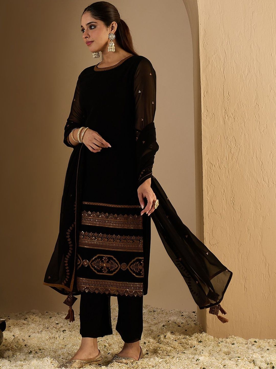 Women Ethnic Motifs Embroidered Kurta with Trousers & With Dupatta