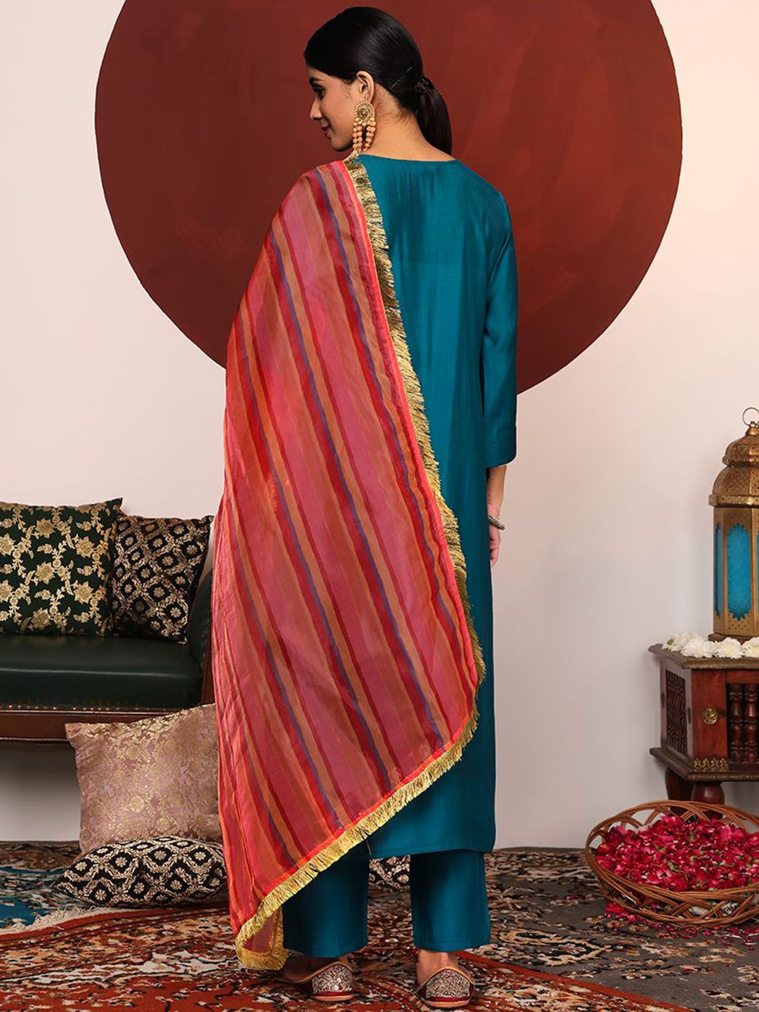 Dhiyona VA Women's Ethnic Motifs Embroidered Regular Thread Work Kurta with Trousers & With Dupatta