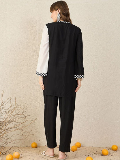 Women Checked Embroidered Kurta with Trousers