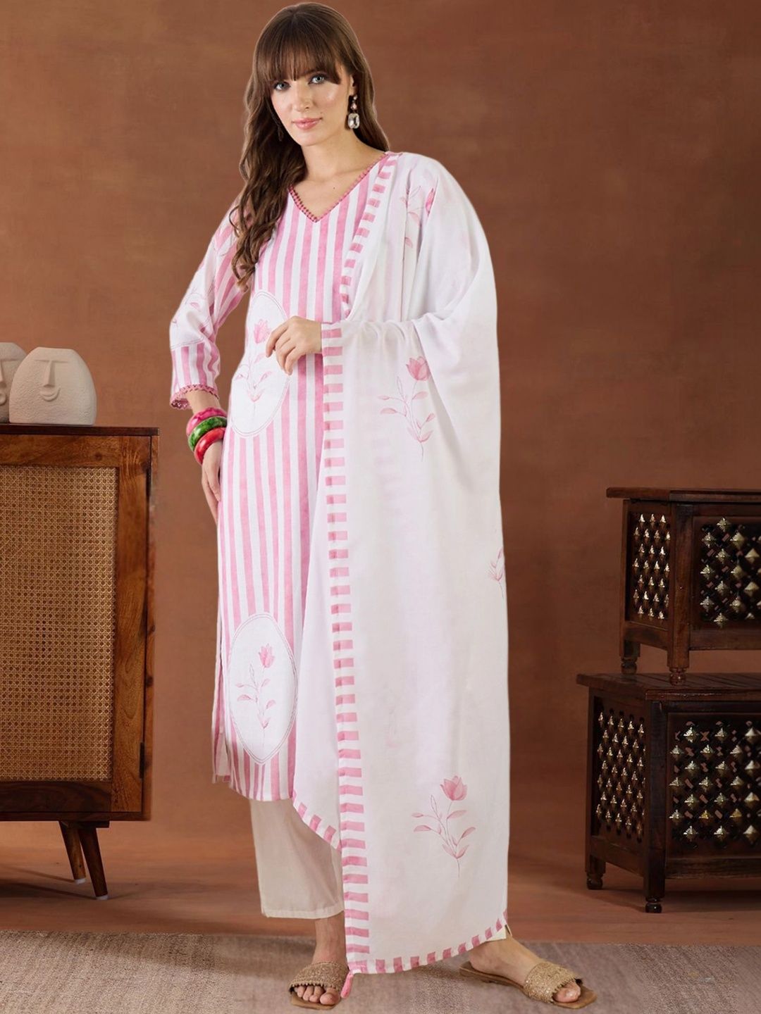 Women Striped Regular Thread Work Linen Kurta with Trousers & With Dupatta