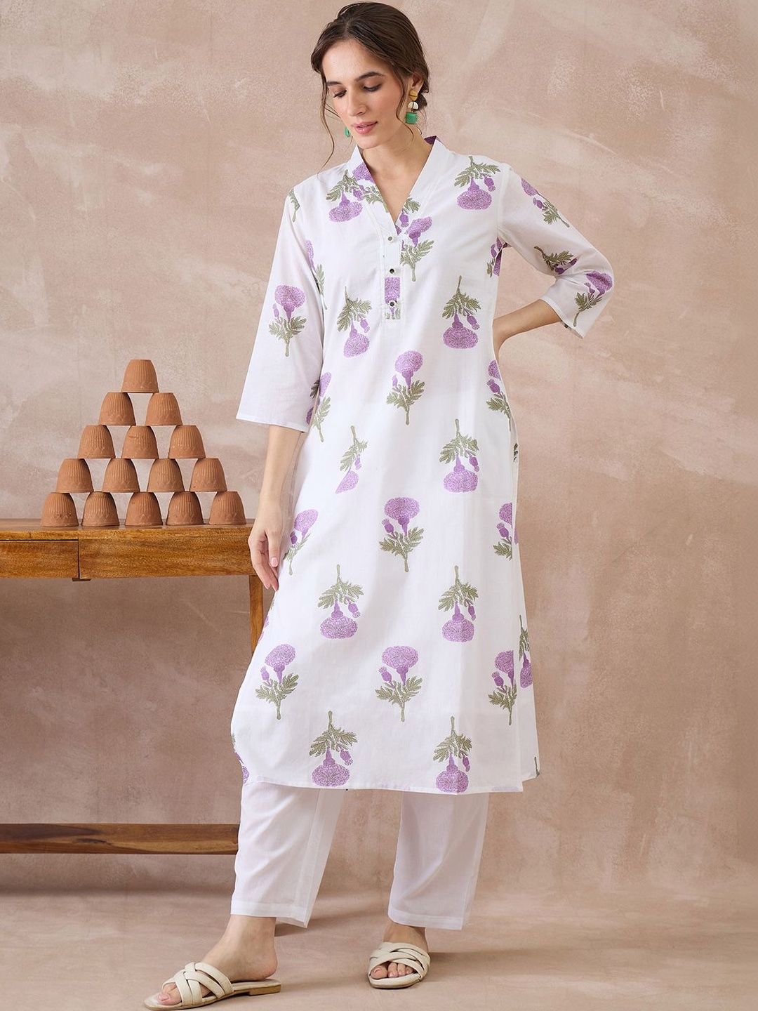 Women Floral Printed Regular Pure Cotton Kurta with Trousers
