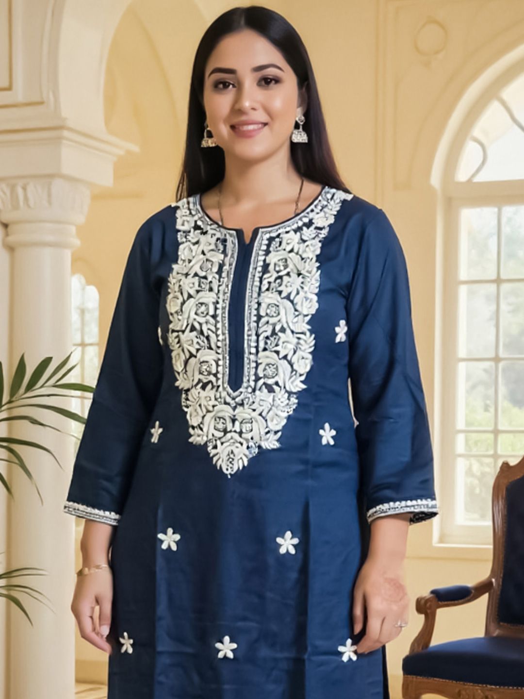 Dhiyona IE Floral Embroidered Thread Work Straight Kurta With Trousers