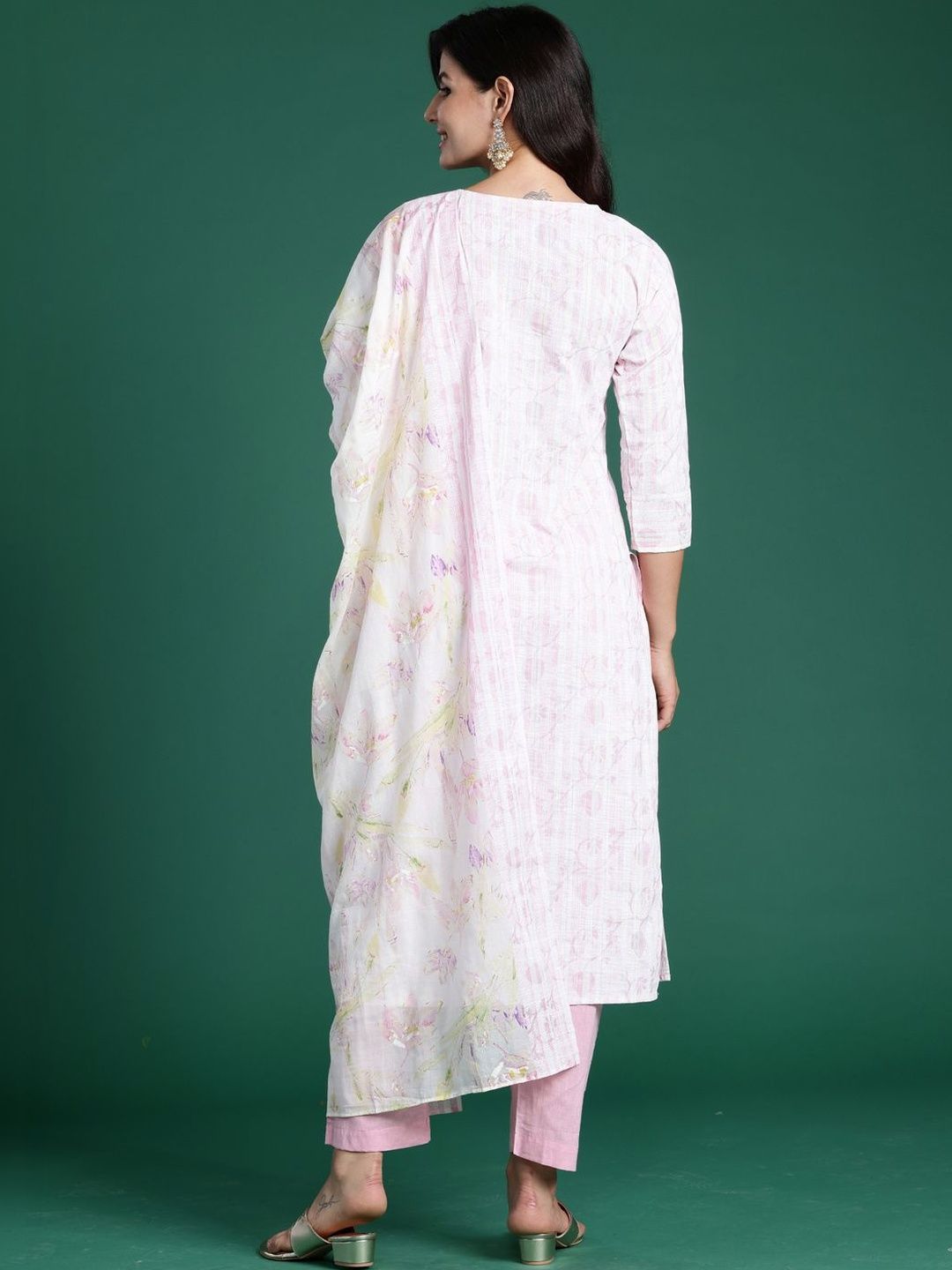 Women Floral Printed Regular Thread Work Pure Cotton Kurta with Trousers & With Dupatta