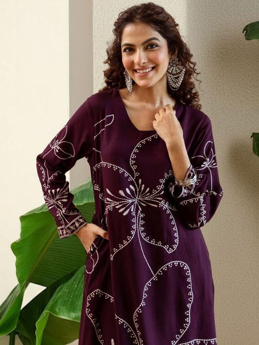 Women Floral Embroidered Regular Thread Work Kurta with Trousers