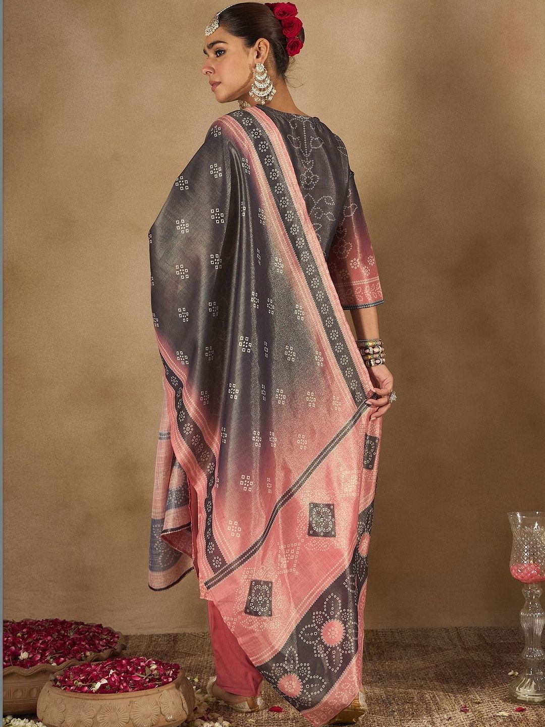 Women Leheriya Printed Regular Sequinned Kurta with Trousers & With Dupatta