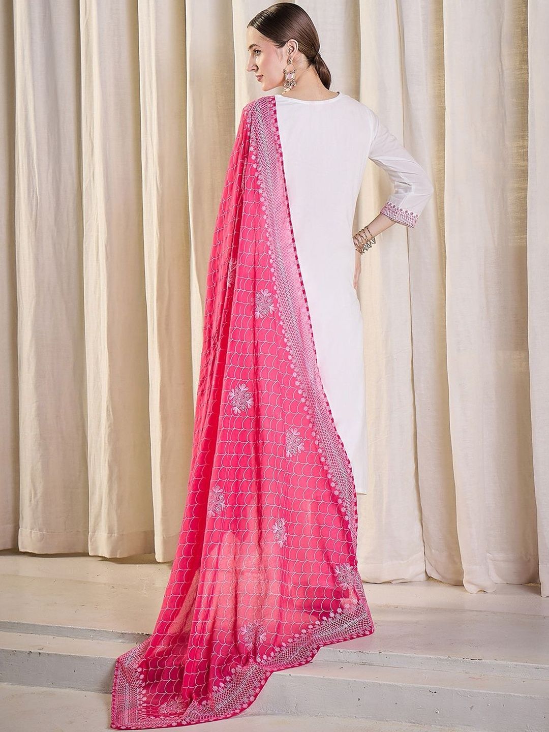 Women Ethnic Motifs Embroidered Regular Thread Work Pure Cotton Kurta with Trousers & With Dupatta