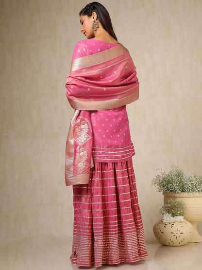 Dhiyona SO Women's Women Floral Regular Beads and Stones Kurta with Skirt & With Dupatta
