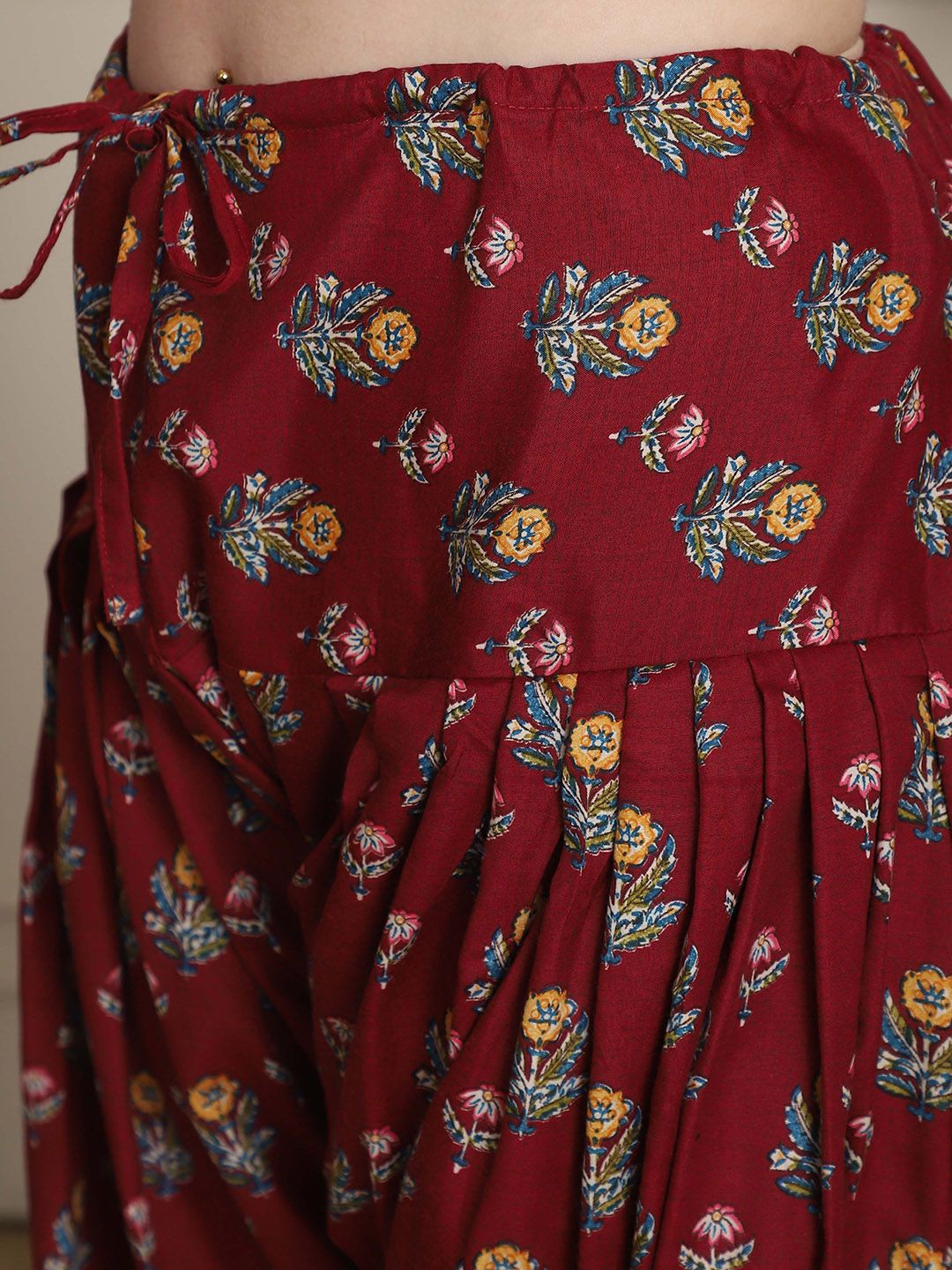 Dhiyona KL Floral Printed V-Neck Straight Kurta With Patiala & Dupatta