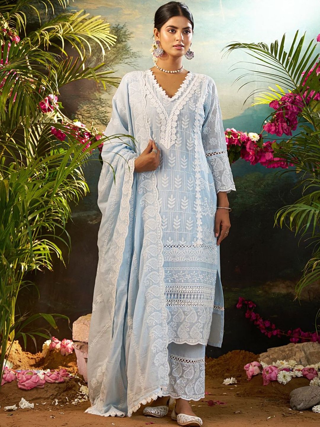 Women Ethnic Motifs Embroidered Regular Thread Work Pure Cotton Kurta with Trousers & With Dupatta