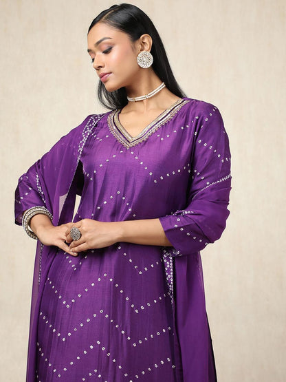 Dhiyona SO Women's Bandhani Printed V-Neck Beads And Stones Straight Kurta With Palazzos And Dupatta