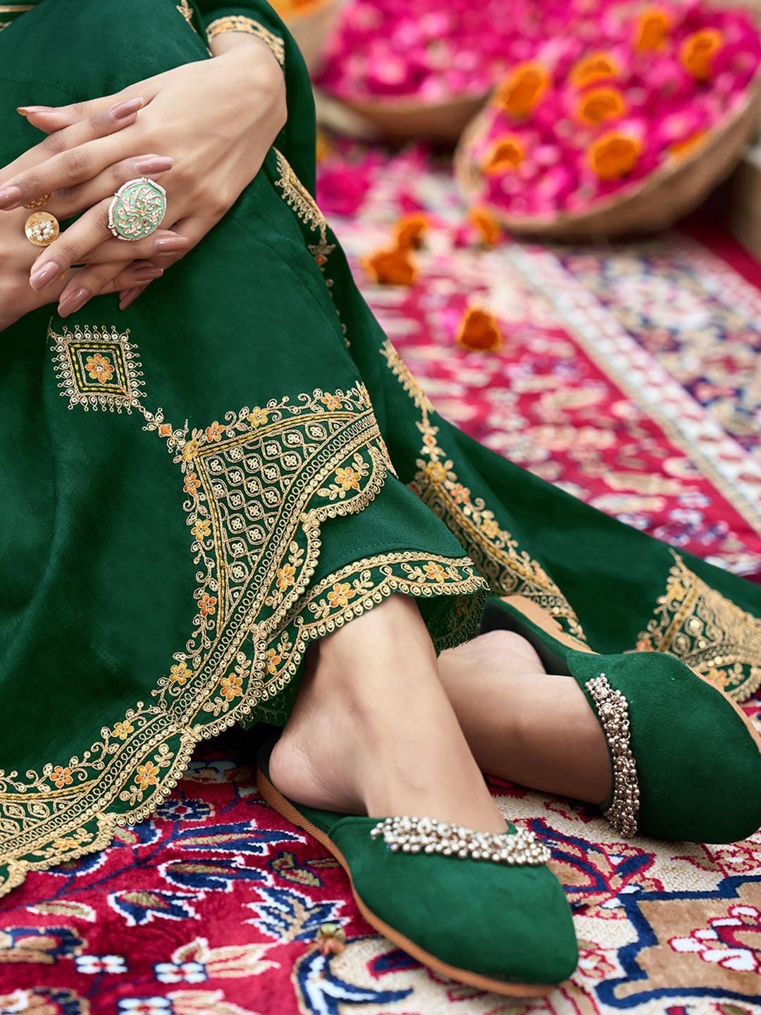 Dhiyona CH Women Woven Design Embroidered A-Line Kurta with Trousers & Dupatta