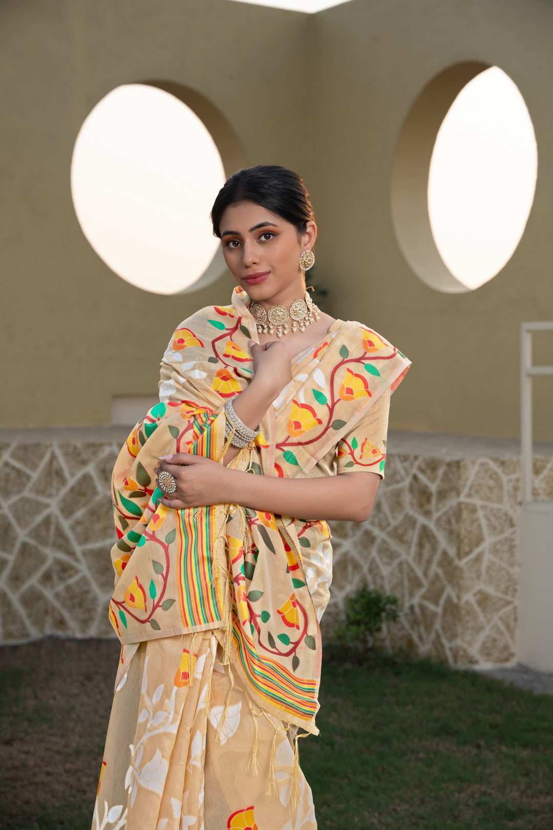 Dhiyona GR Women's Kaashi Beige Cotton Jamdani Saree