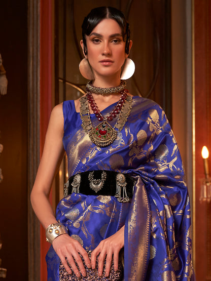 Women's Silk Blend Navy Blue Woven Design Handloom Saree With Blouse Piece