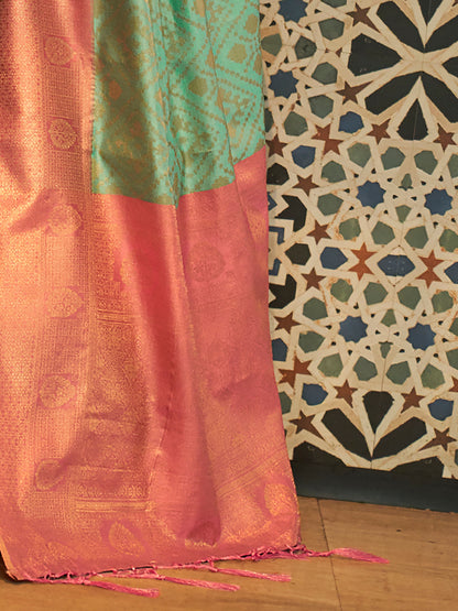Women's Silk Blend Sea Green Woven Design Handloom Saree With Blouse Piece