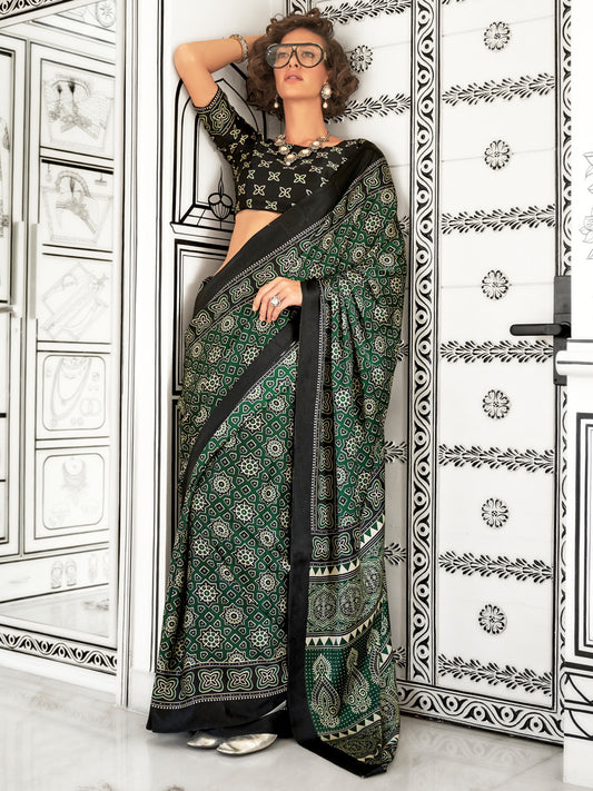 Women's Crepe Green Printed Designer Saree With Blouse Piece