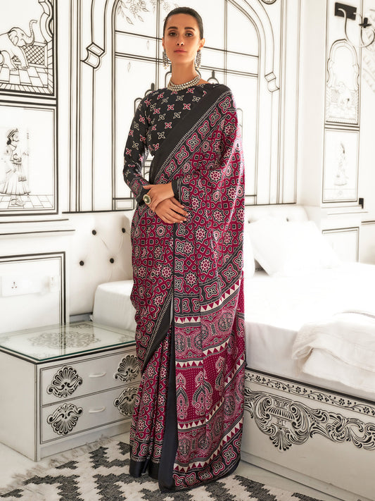 Women's Crepe Pink Printed Designer Saree With Blouse Piece