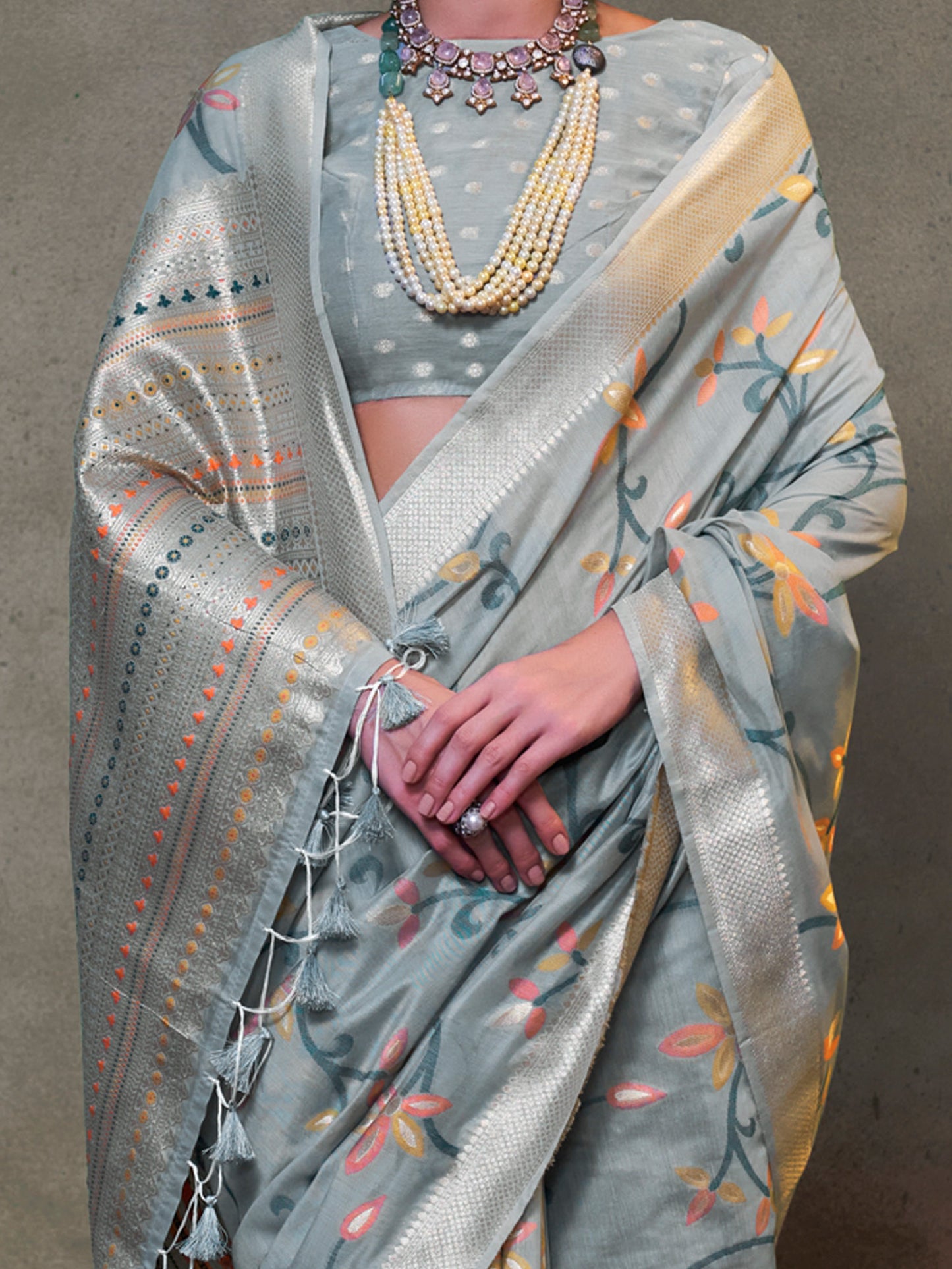 Women's Silk Blend Grey Woven Design Designer Saree With Blouse Piece