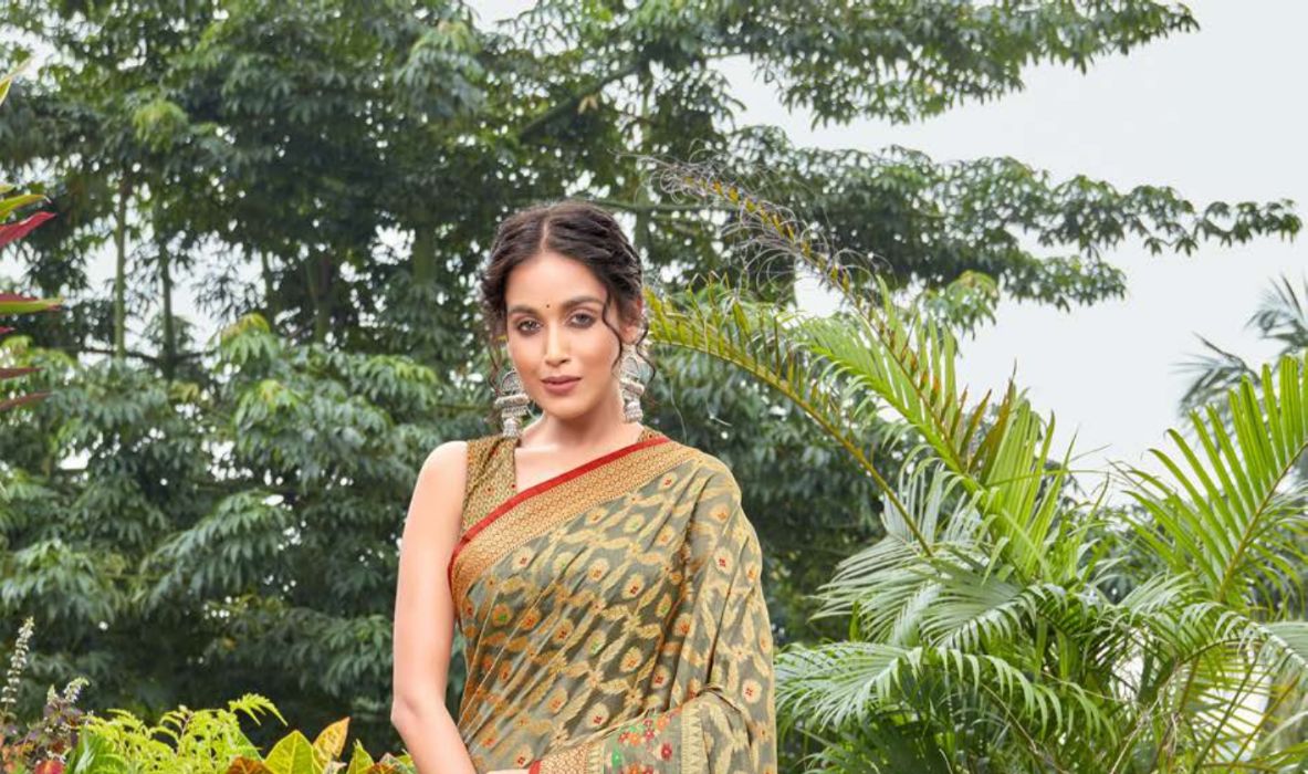 Dhiyona GR Women's Kanishka Flint Grey Zari Woven Design Banarasi Organza Saree