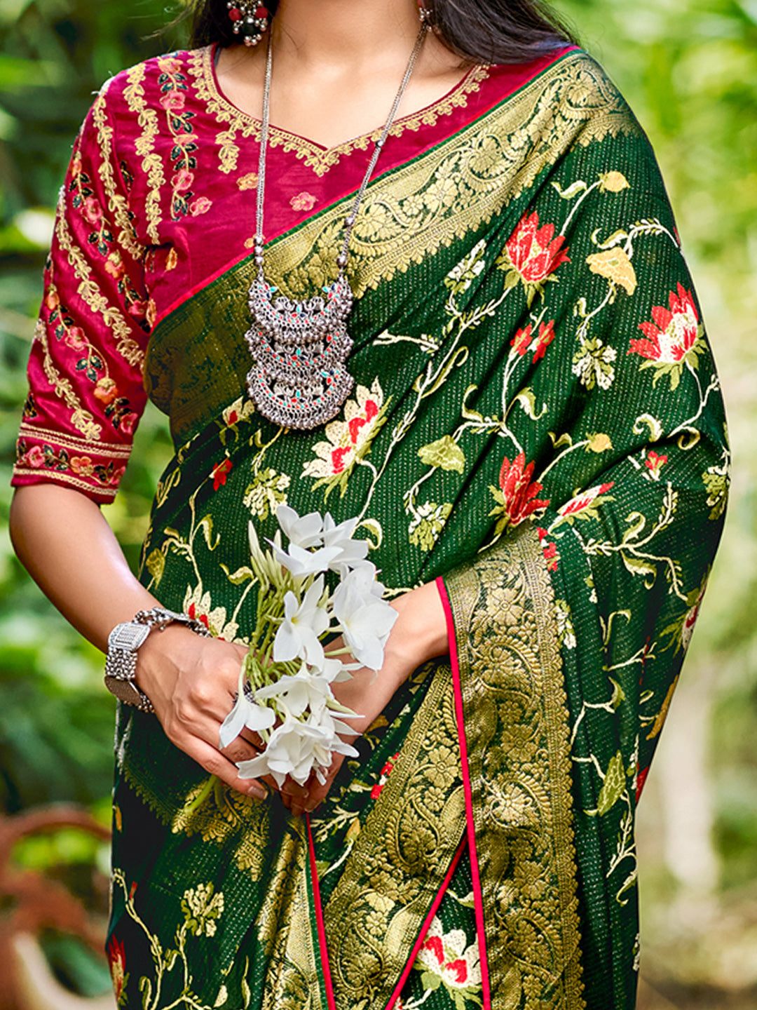 Women's Soft Silk Pink Woven Design Designer Saree With Blouse Piece