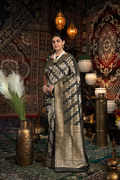 Dhiyona GR Women's Kavya Silk Black Banarasi Silk Woven Saree