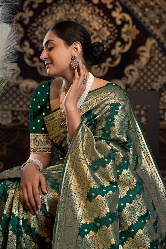 Dhiyona GR Women's Kavya Silk Bottle Green Banarasi Silk Woven Saree