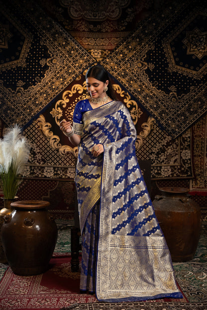 Dhiyona GR Women's Kavya Silk Navy Banarasi Silk Woven Saree