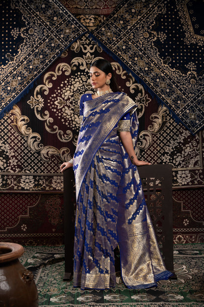 Dhiyona GR Women's Kavya Silk Navy Banarasi Silk Woven Saree