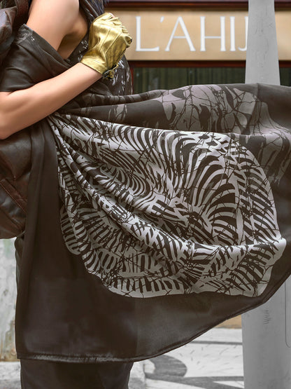Women's Crepe Brown Printed Designer Saree With Blouse Piece