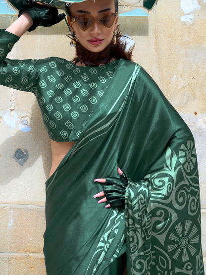 Women's Crepe Green Printed Designer Saree With Blouse Piece
