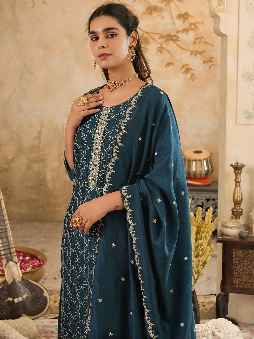 Ethnic Motifs Zari Embroidered Kurta & Plazaoos With Dupatta