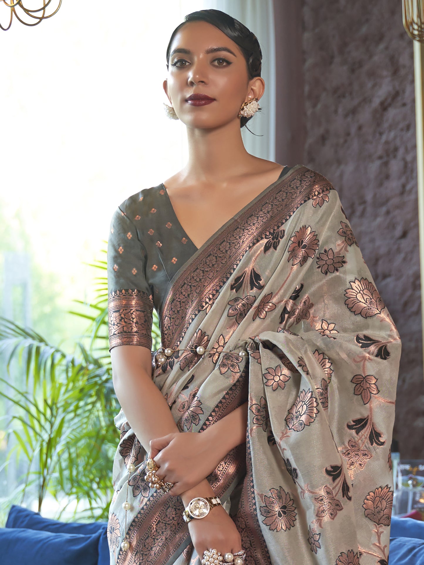 Women's Organza Grey Woven Design Designer Saree With Blouse Piece