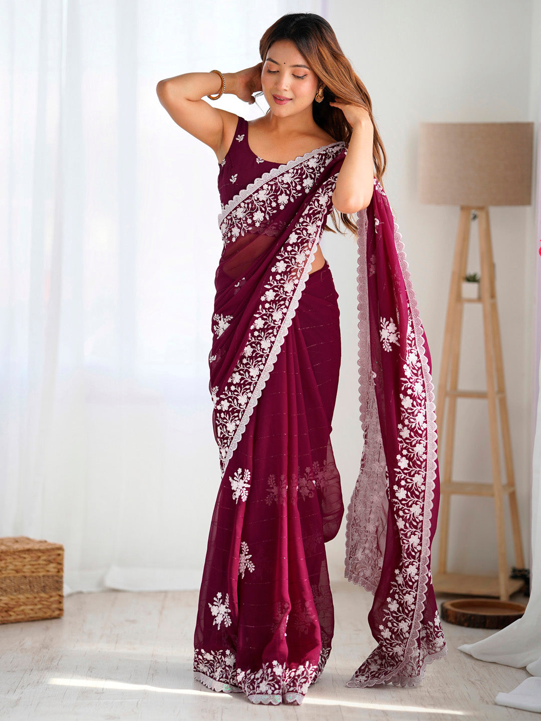 Women's Georgette Magenta Embellished Designer Saree With Blouse Piece