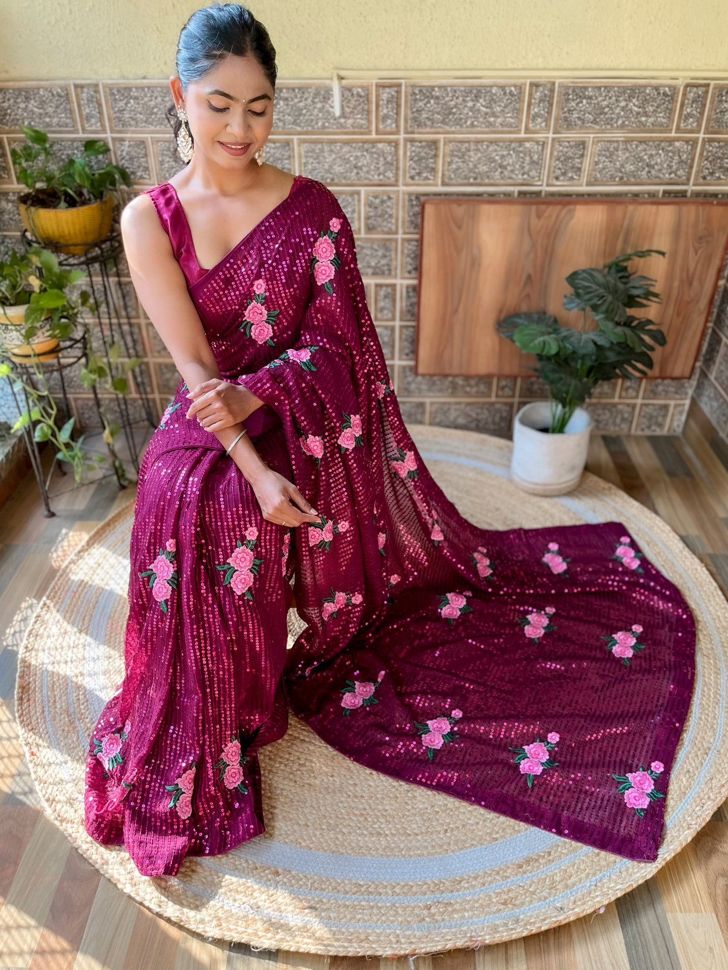 Women's Georgette Pink Embellished Designer Saree With Blouse Piece