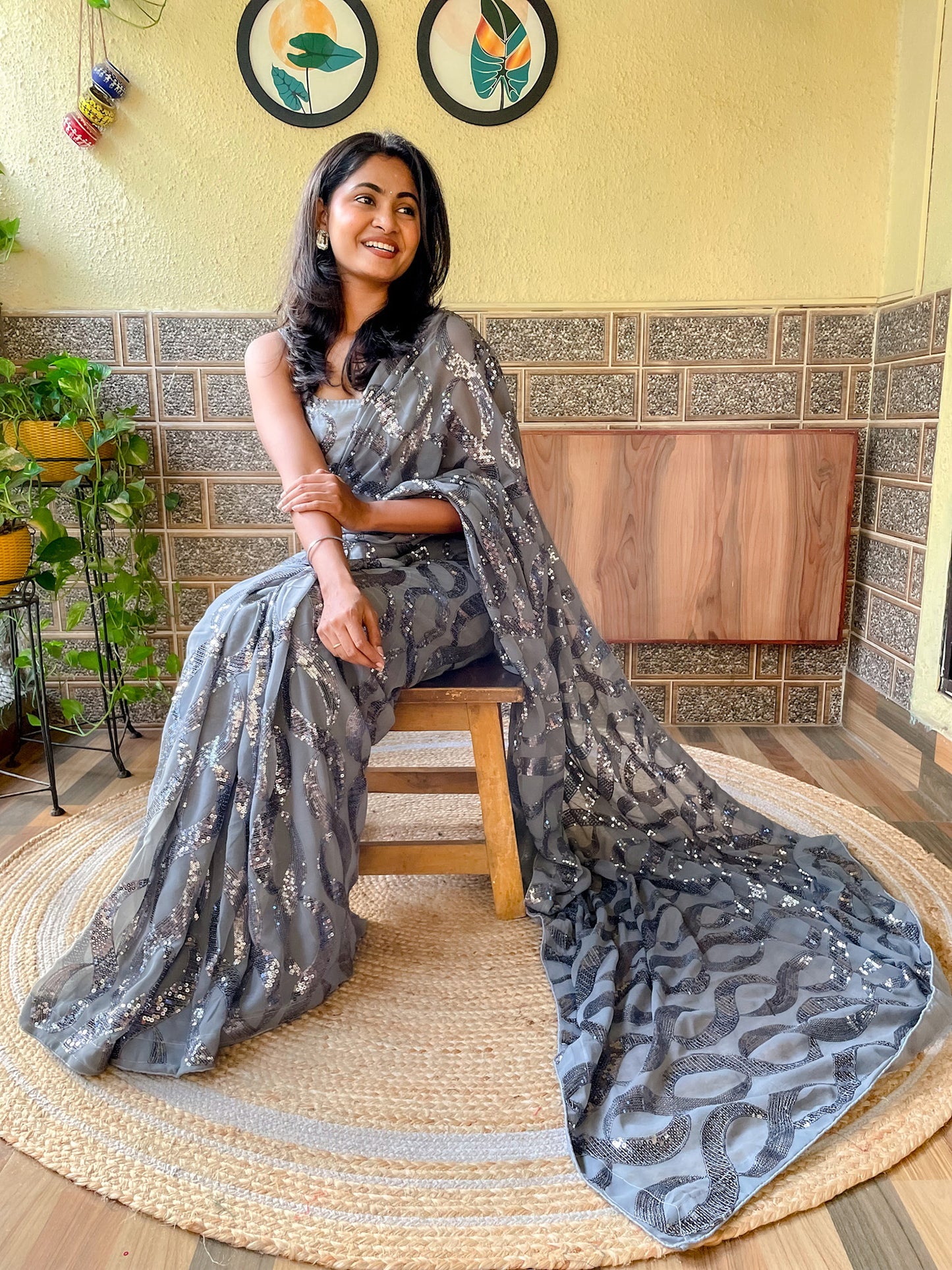 Women's Georgette Grey Embellished Designer Saree With Blouse Piece