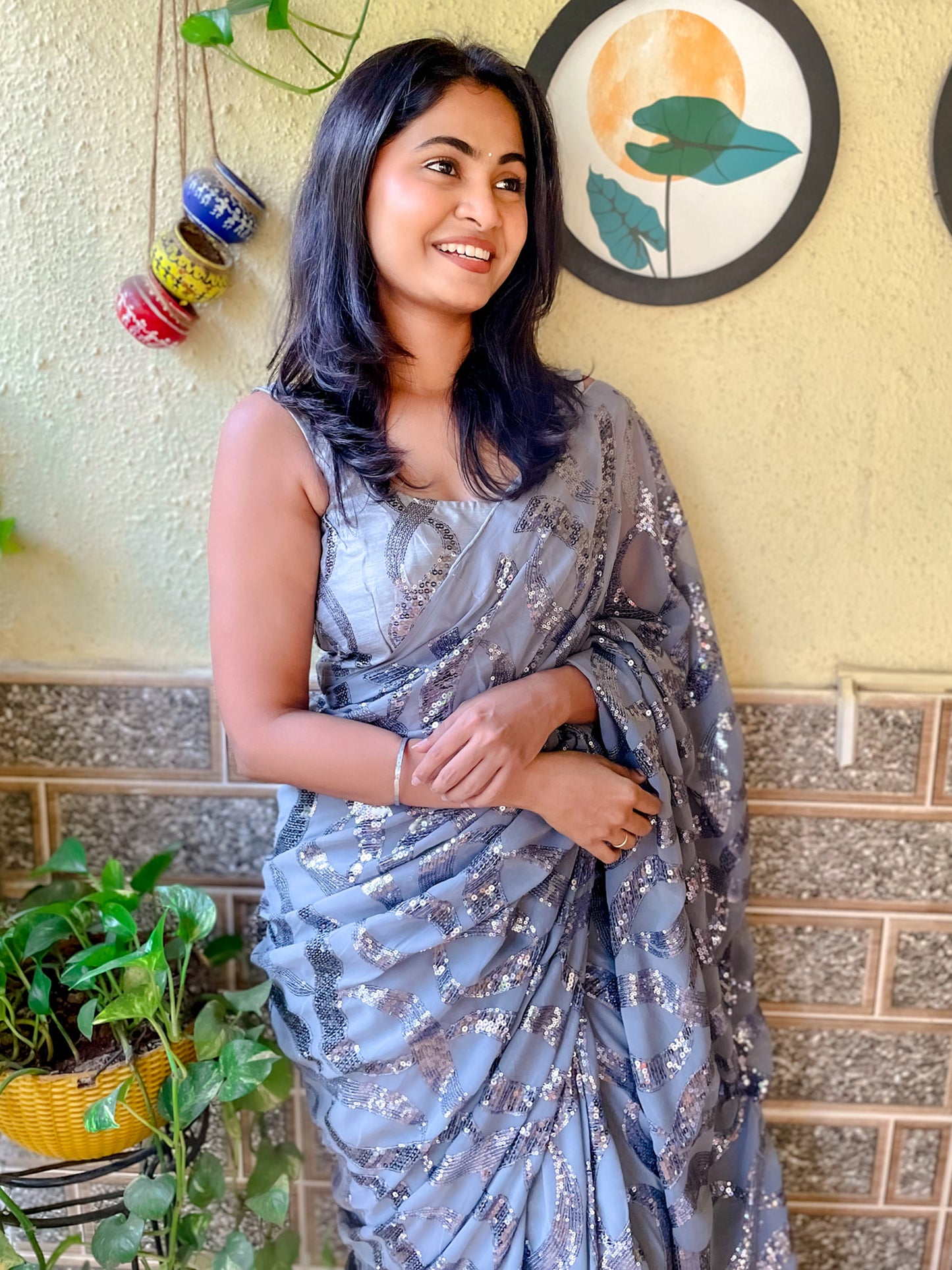 Women's Georgette Grey Embellished Designer Saree With Blouse Piece