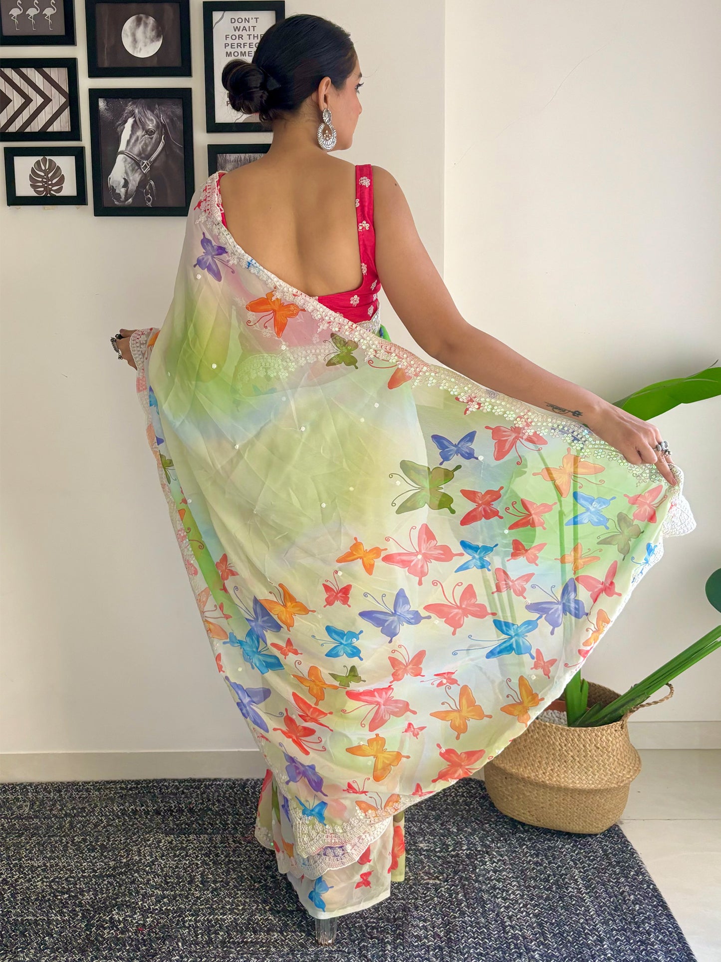 Women's Georgette Pink Embellished Designer Saree With Blouse Piece