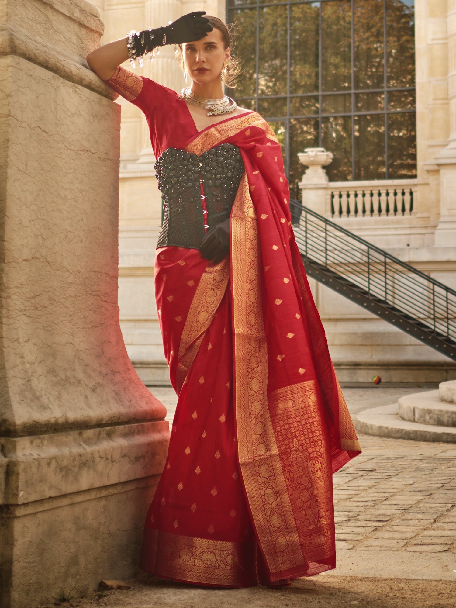 Women's Silk Blend Red Woven Design Designer Saree With Blouse Piece