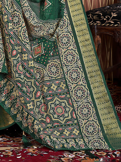Women's Silk Blend Green Embroidered Designer Saree With Blouse Piece
