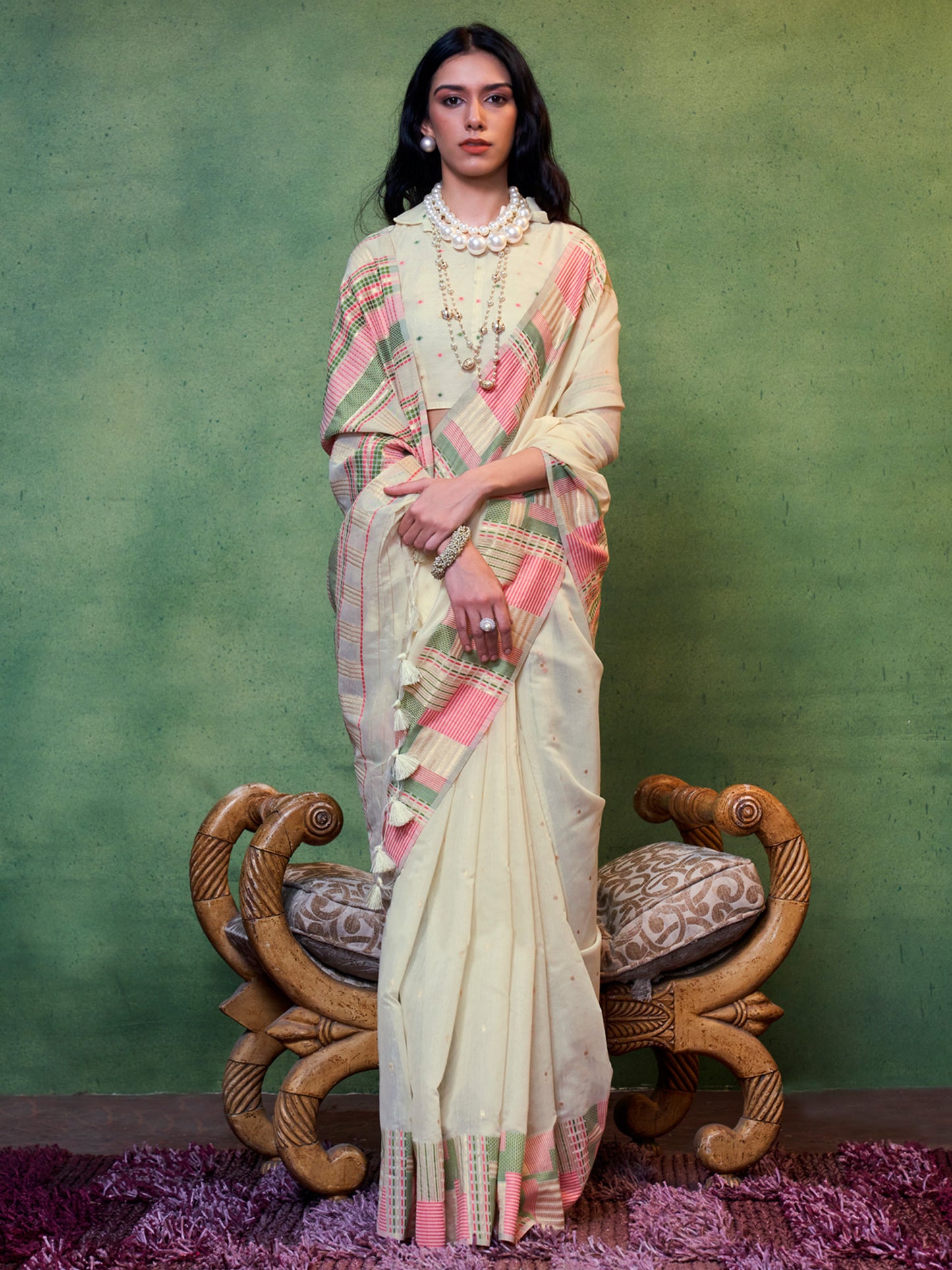 Women's Silk Blend Cream Woven Design Designer Saree With Blouse Piece