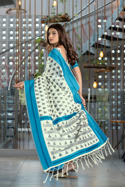 Dhiyona GR Women's Kimaya Cyan Blue Soft Cotton Block Woven Design Saree